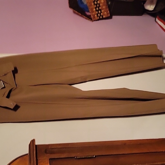 Women's slacks - Picture 1 of 3